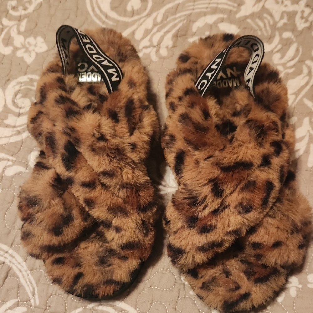Steve Madden Brown Leopard Fuzzy Slippers